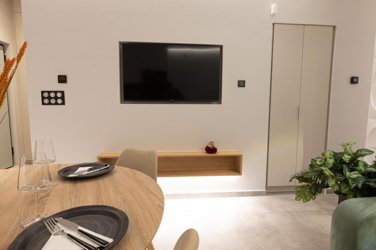 Billmar Luxury Apartment In The Center Of Gytheio Dış mekan fotoğraf