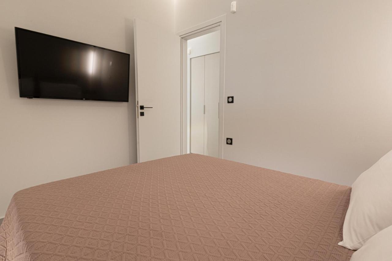 Billmar Luxury Apartment In The Center Of Gytheio Dış mekan fotoğraf